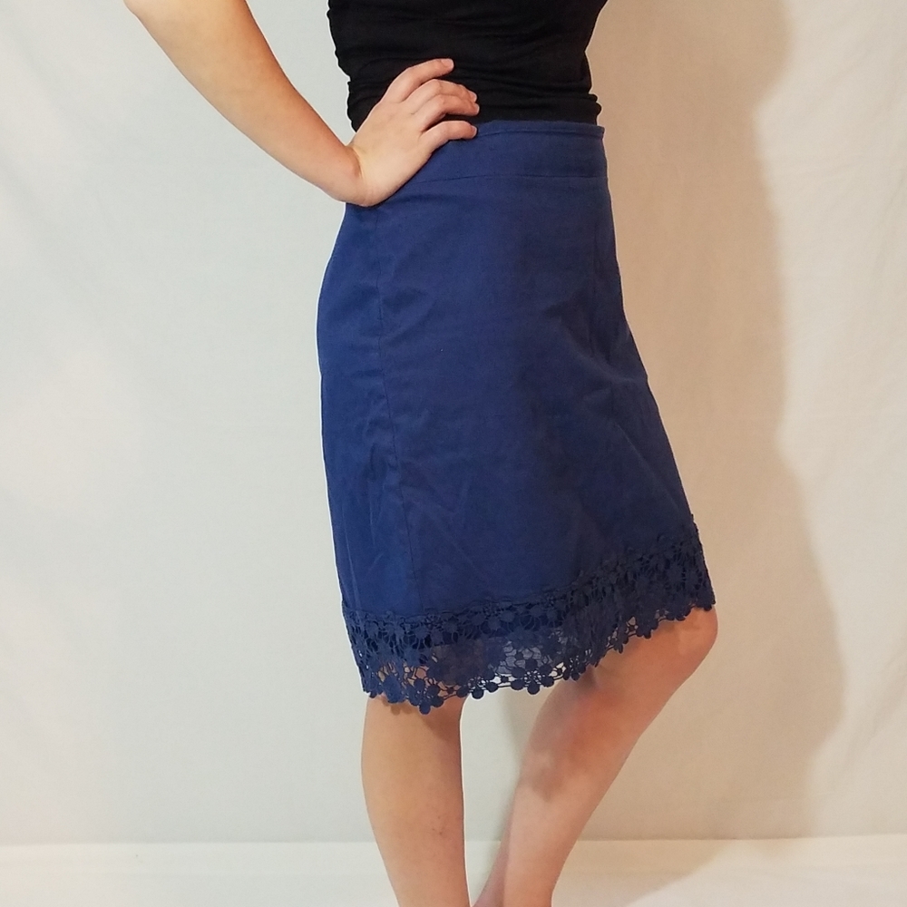 Beautiful Ann Taylor Skirt! - Picture 8 of 8